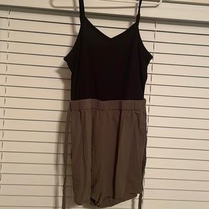 Shein romper with tie belt. Size XL.
